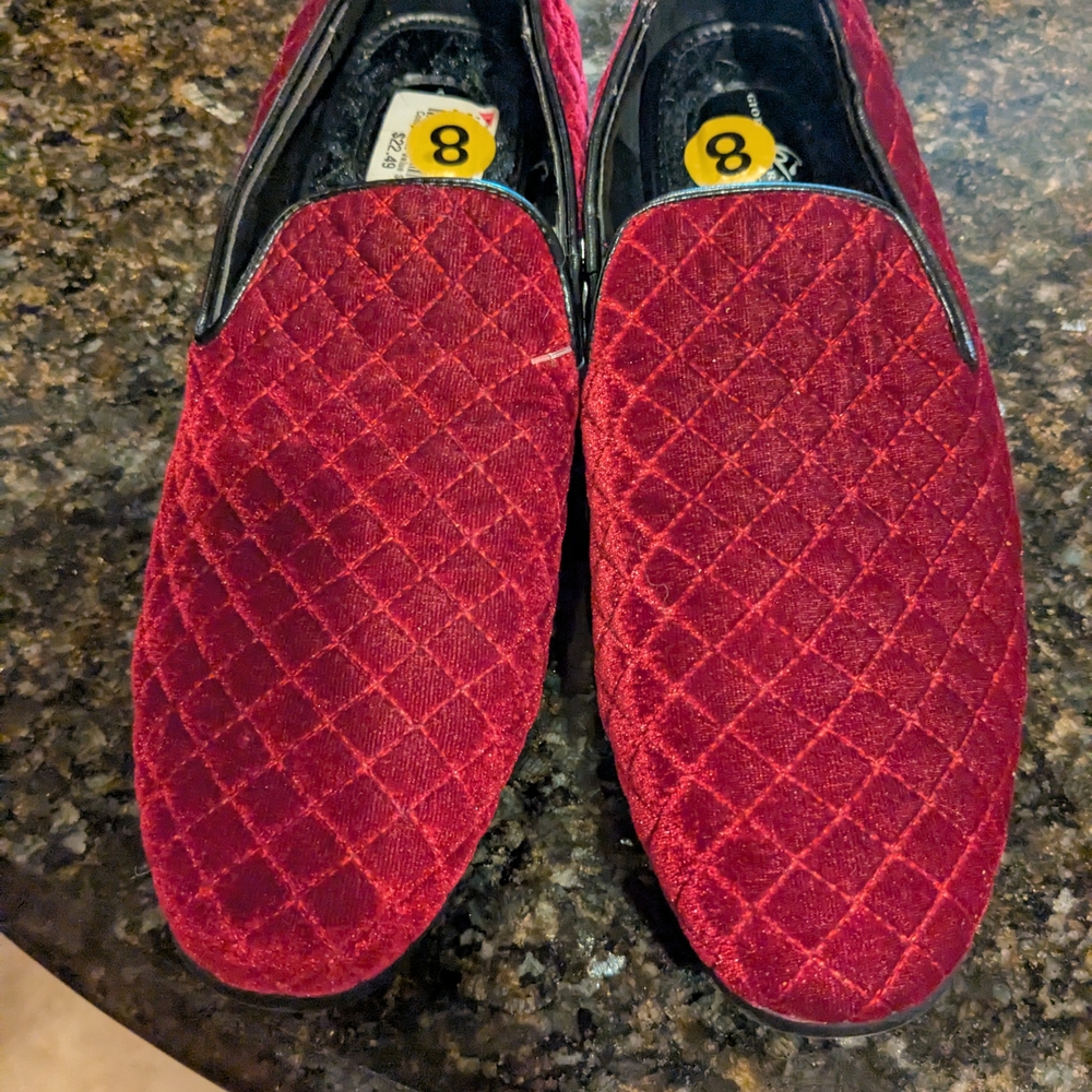 Men's Burgundy Quilted Slip-On Shoes